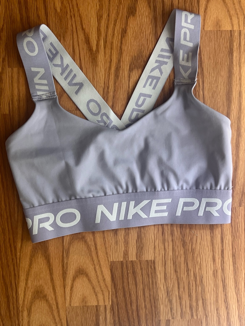 Womans Nike Pro lavender and white sports bra - Small